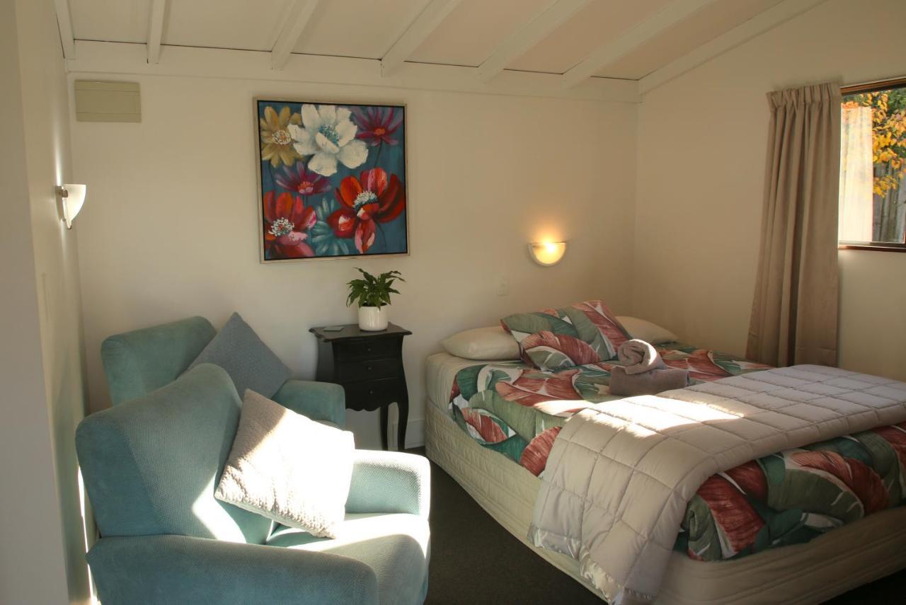 Parklands Marina Holiday Park Пиктон Экстерьер фото