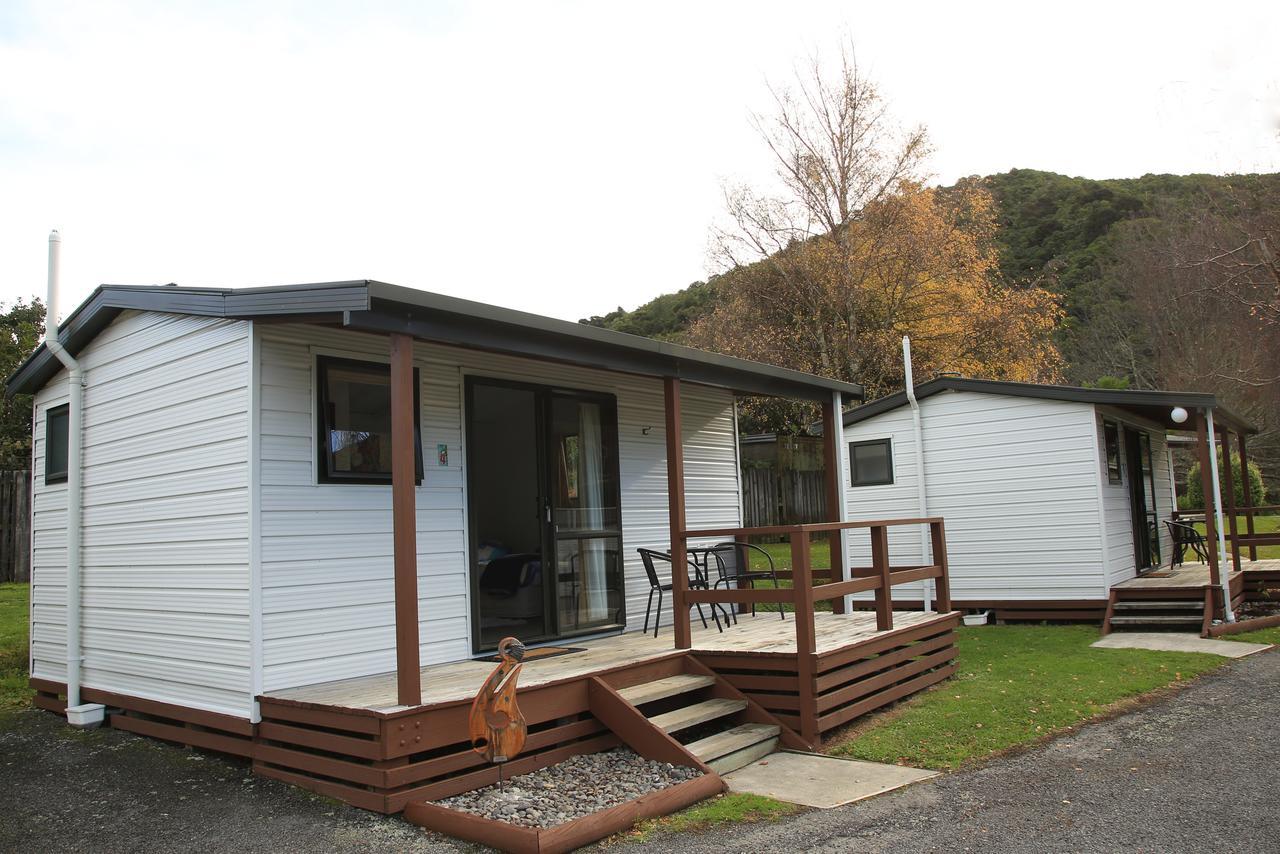 Parklands Marina Holiday Park Пиктон Экстерьер фото