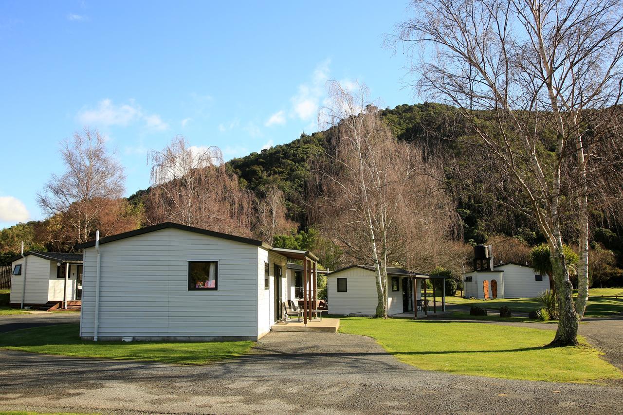 Parklands Marina Holiday Park Пиктон Экстерьер фото